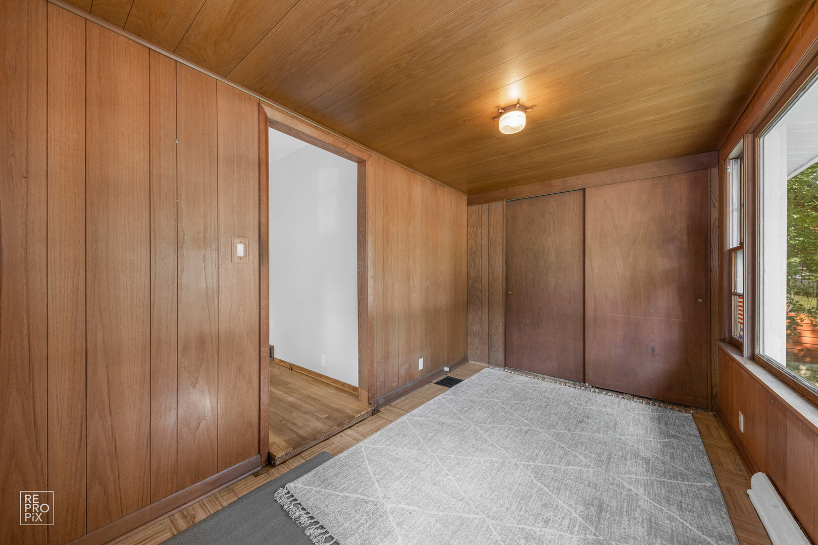 1382 Raymond Street South Elgin, IL 60177 - Photo 5 of 14 a view of an empty room