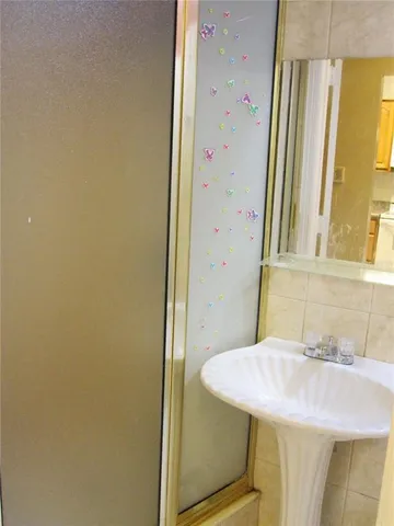 $1,675 | 5100 Burchette Road, Unit 606, Tampa, FL 33647