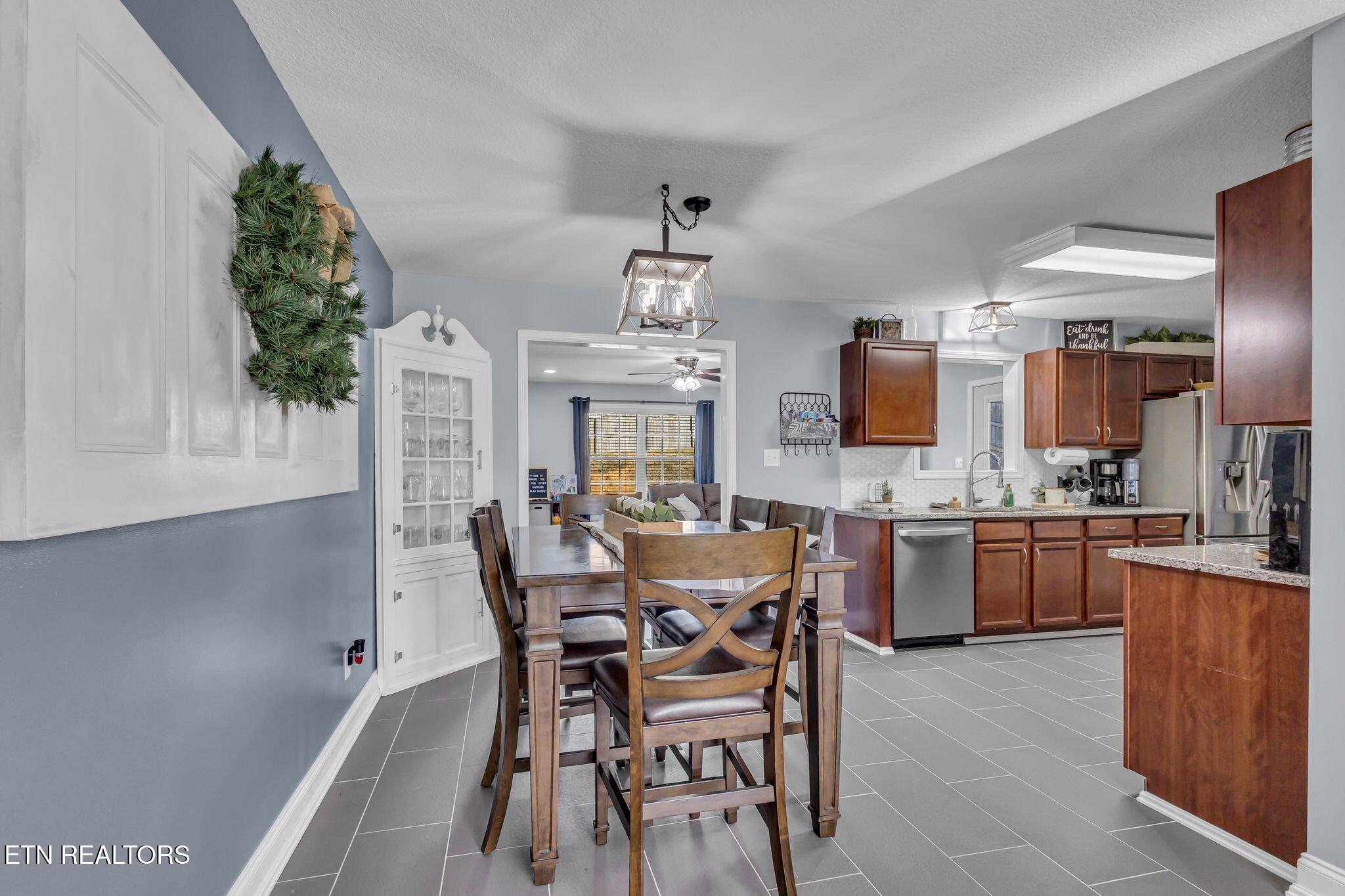 4929 Falling Star Lane Powell, TN 37849 - Photo 12 of 39 wj2512311-1010