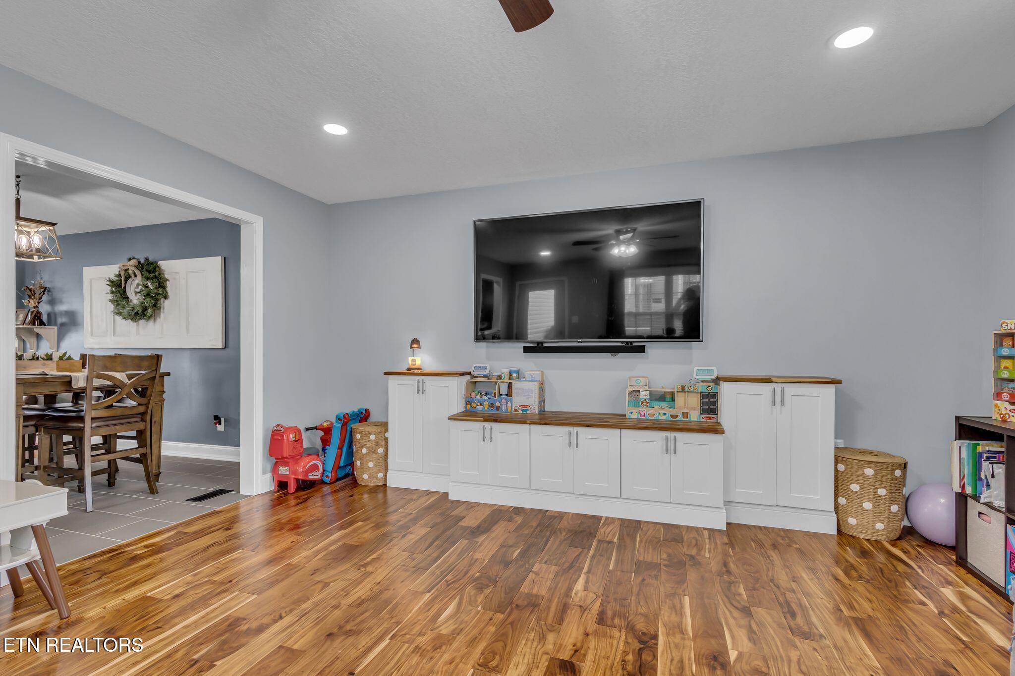 4929 Falling Star Lane Powell, TN 37849 - Photo 22 of 39 wj2512311-1021