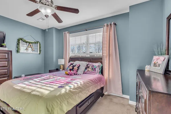 $389,900 | 4929 Falling Star Lane, Powell, TN 37849