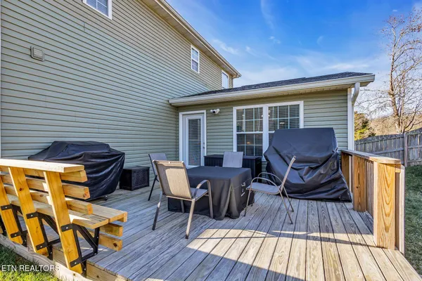 $389,900 | 4929 Falling Star Lane, Powell, TN 37849