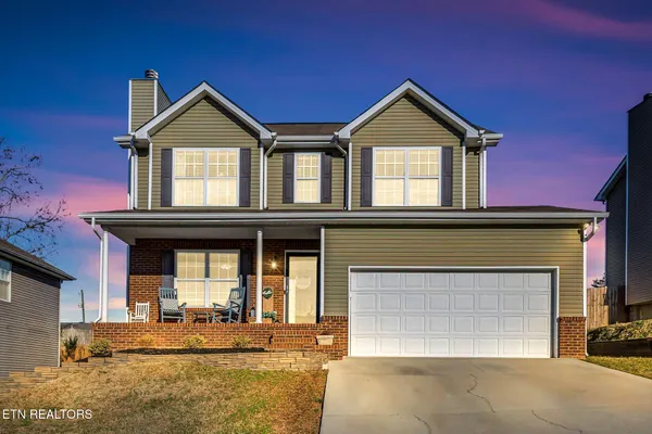 $389,900 | 4929 Falling Star Lane, Powell, TN 37849