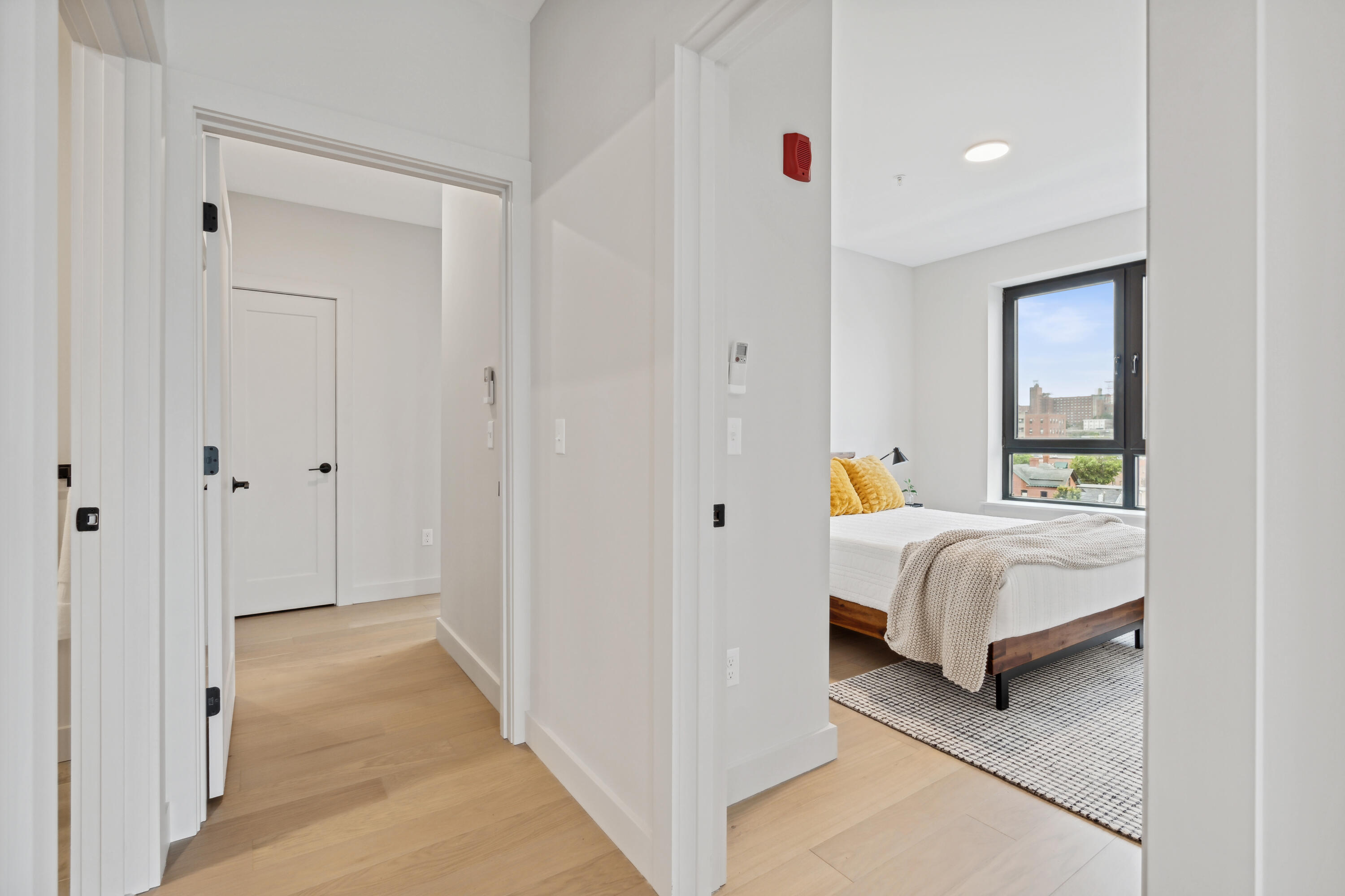 75 Chestnut Street, Unit 705 Portland, ME 04101 - Photo 14 of 33 hallway