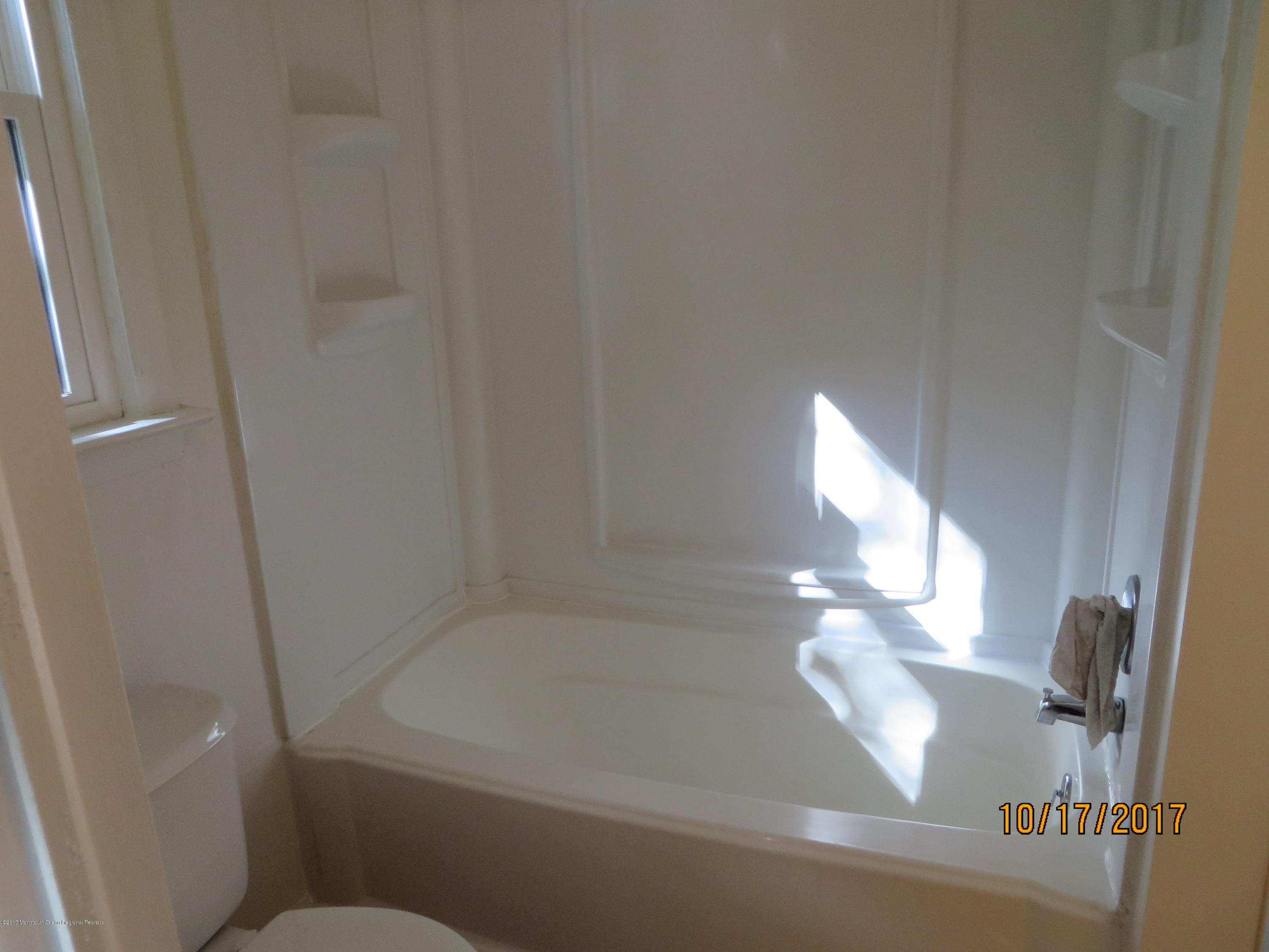 2120 Edgar Road Point Pleasant, NJ 08742 - Photo 6 of 11 036