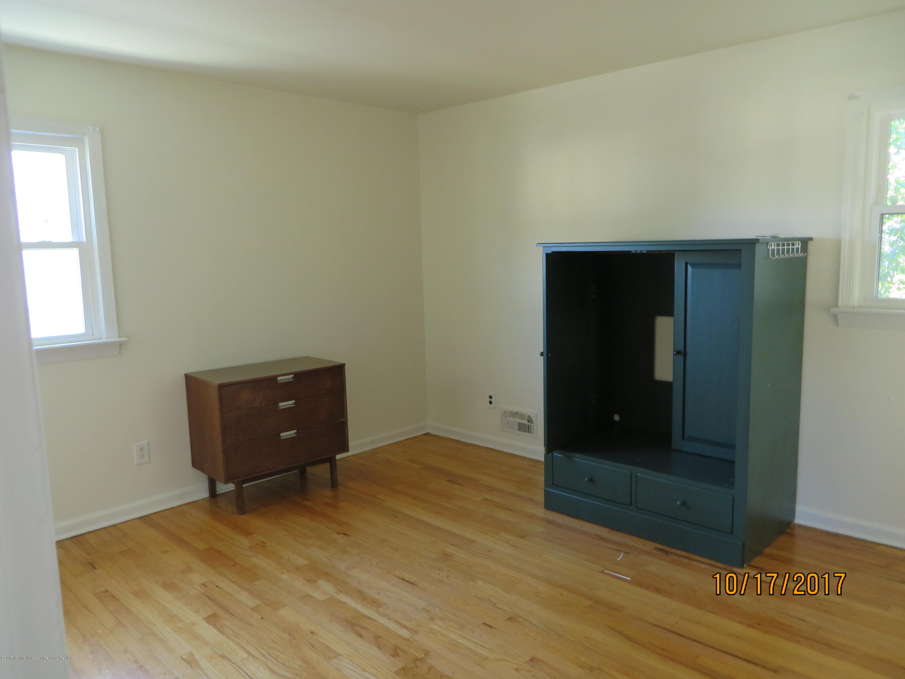 2120 Edgar Road Point Pleasant, NJ 08742 - Photo 7 of 11 038