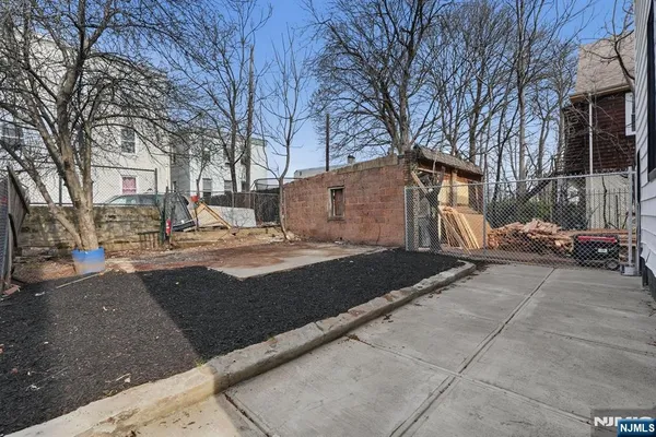 $650,000 | 301 Ellis Avenue, Irvington, NJ 07111