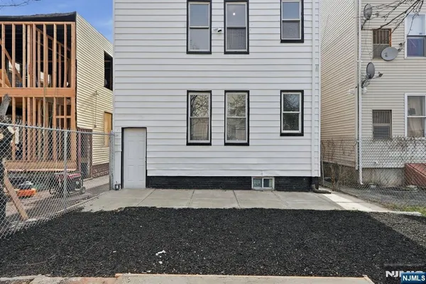 $650,000 | 301 Ellis Avenue, Irvington, NJ 07111
