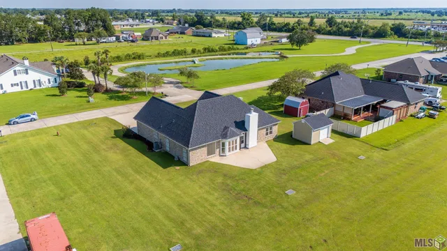 $305,000 | 149 Bayou Crossing Drive, Raceland, LA 70394