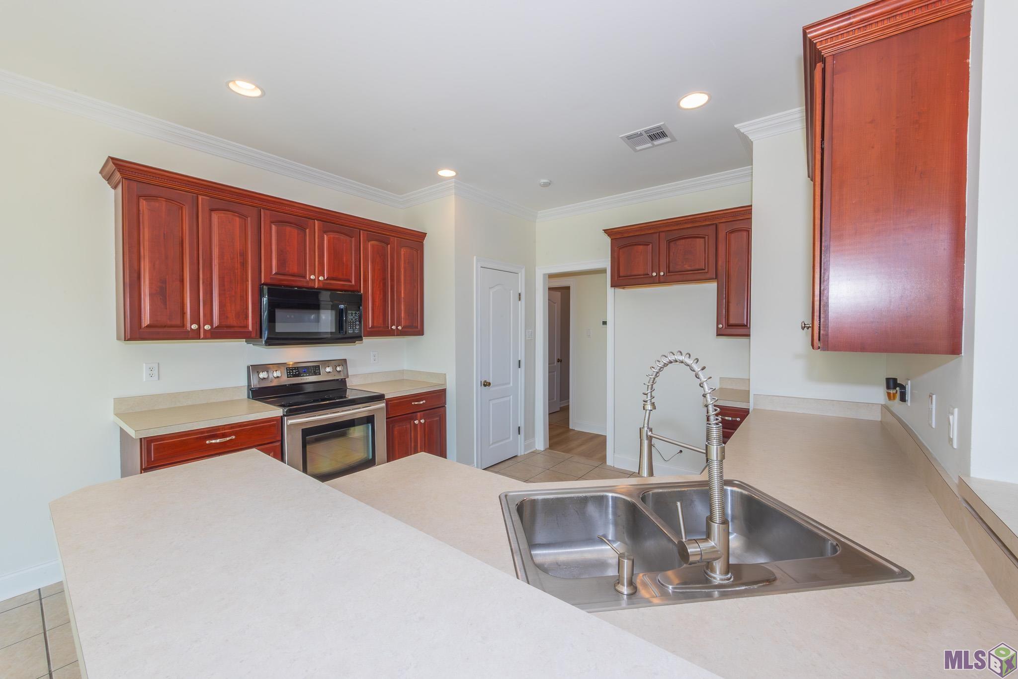 149 Bayou Crossing Drive Raceland, LA 70394 - Photo 10 of 33