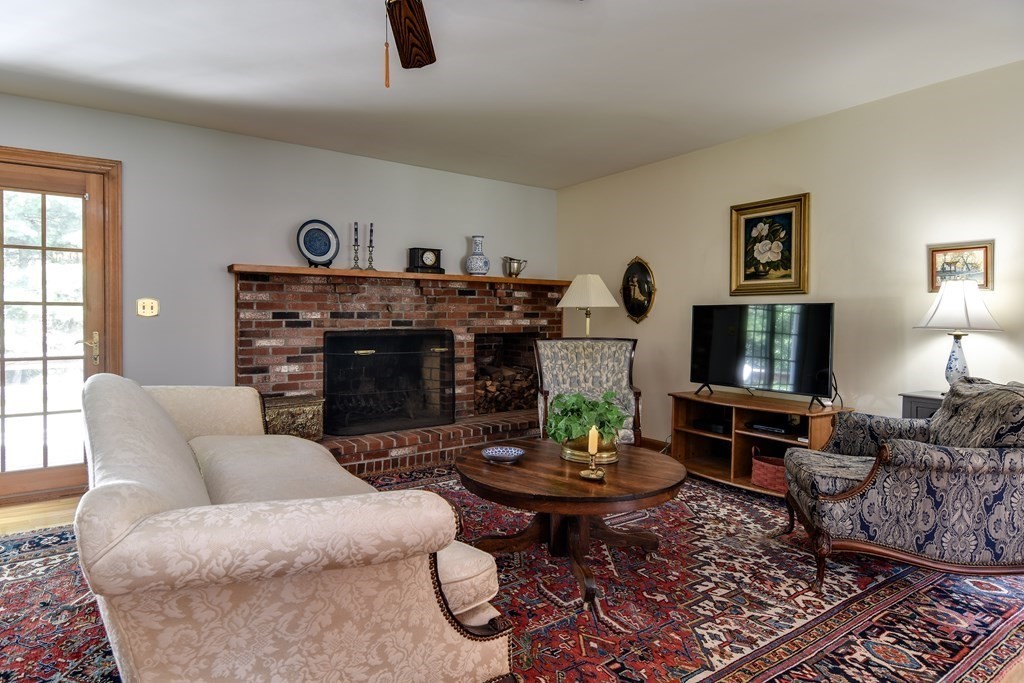 210 Danforth Street Framingham, MA 01701 - Photo 4 of 25 Gallery Image 4