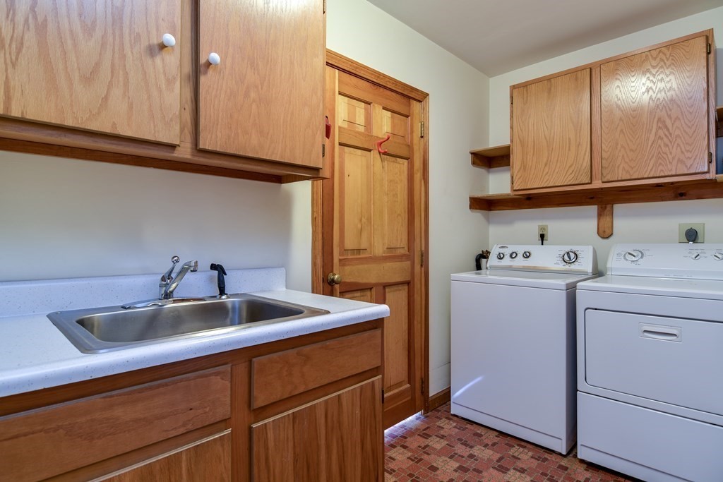 210 Danforth Street Framingham, MA 01701 - Photo 9 of 25 Gallery Image 9