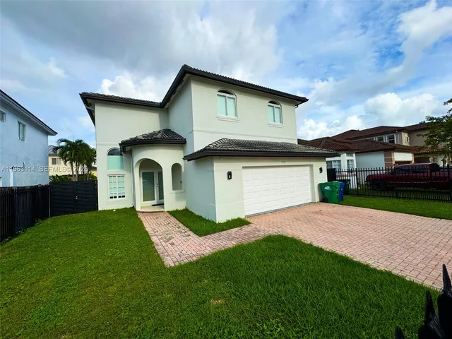$895,000 | 1533 Southwest 154th Path, Miami, FL 33194