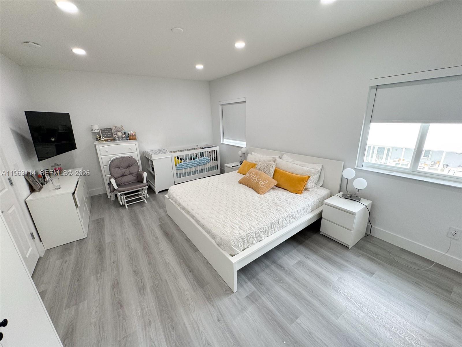 1533 Southwest 154th Path Miami, FL 33194 - Photo 15 of 29