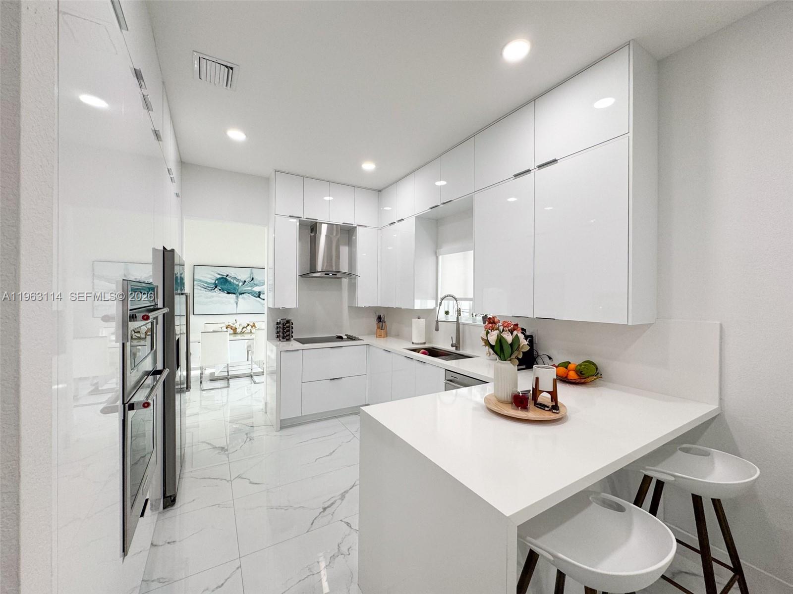 1533 Southwest 154th Path Miami, FL 33194 - Photo 6 of 29