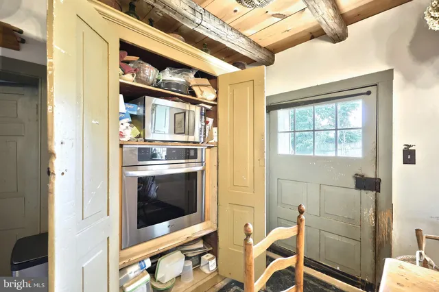 a view of an outdoor space with seating area