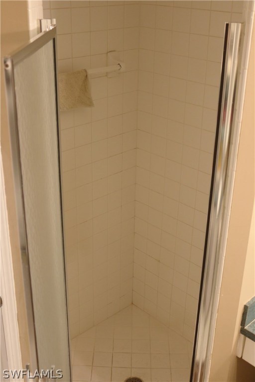 8288 Bahamas Road Fort Myers, FL 33967 - Photo 20 of 23 a bathroom with a shower