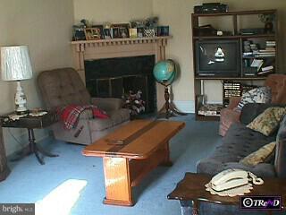 26 Llandillo Road Havertown, PA 19083 - Photo 2 of 5