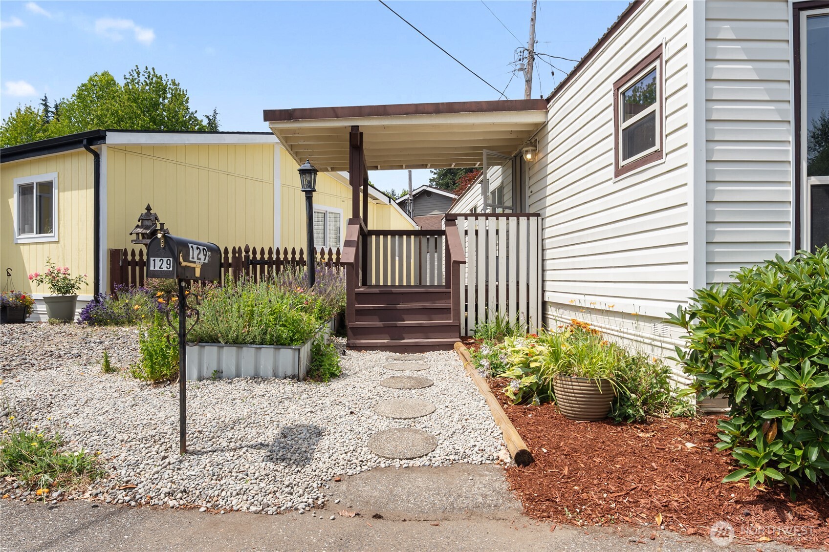 930 Trosper Road Southwest, Unit 129 Tumwater, WA 98512 - Photo 2 of 27