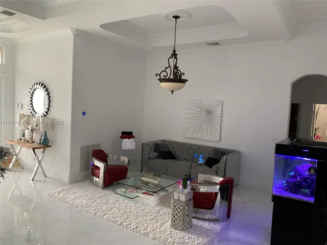 $6,000 | 6013 Northwest 56th Drive, Unit 6013, Coral Springs, FL 33067