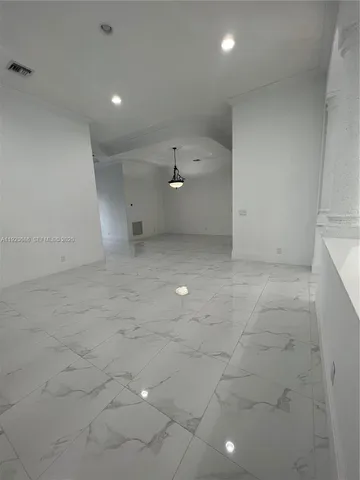 $6,000 | 6013 Northwest 56th Drive, Unit 6013, Coral Springs, FL 33067