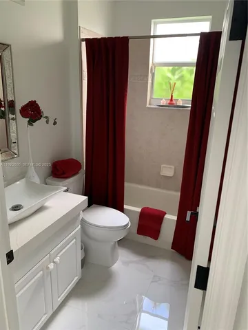 $6,000 | 6013 Northwest 56th Drive, Unit 6013, Coral Springs, FL 33067