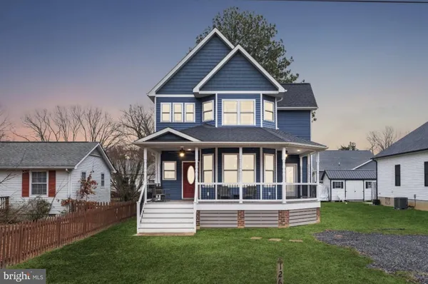 $489,999 | 126 4th Street, Colonial Beach, VA 22443