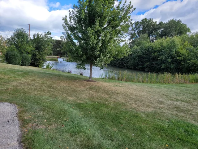 $200,000 | 17404 Walnut Lane, Gurnee, IL 60031