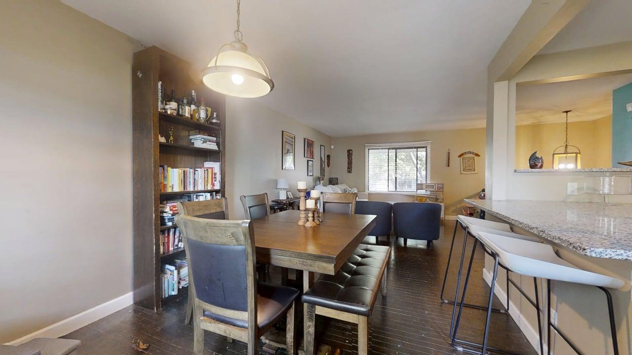 2605 Trafalgar Square Champaign, IL 61821 - Photo 10 of 42 a view of a dining room with furniture