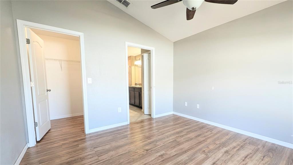 18527 Waydale Loop Hudson, FL 34667 - Photo 10 of 28