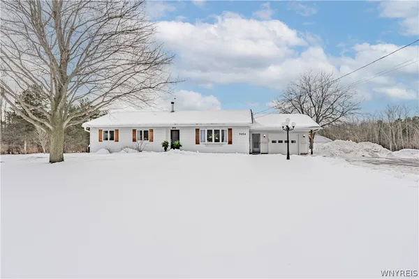 $423,000 | 9464 Som Hartland Townline Road, Barker, NY 14012