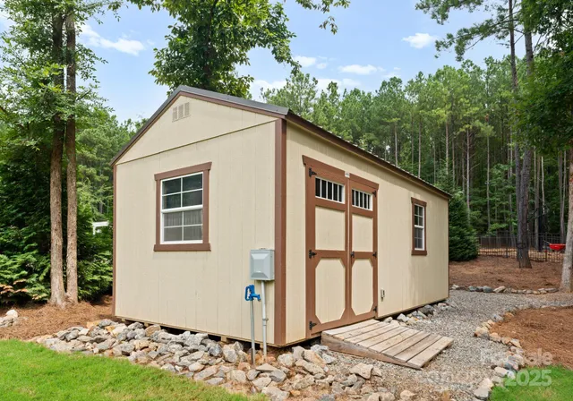 a view front of house with a yard