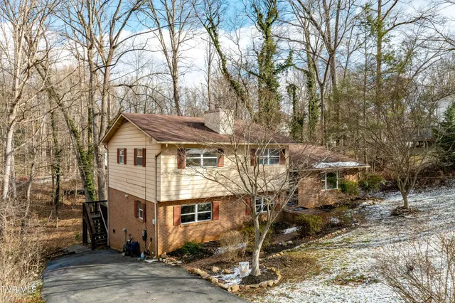 $324,999 | 108 Saratoga Place, Elizabethton, TN 37643