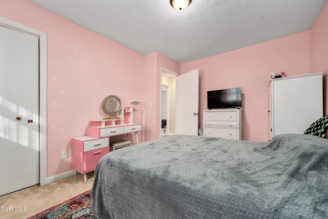 $324,999 | 108 Saratoga Place, Elizabethton, TN 37643