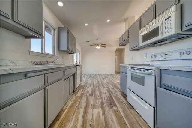 $379,900 | 3950 Rainbow Avenue, Pahrump, NV 89048