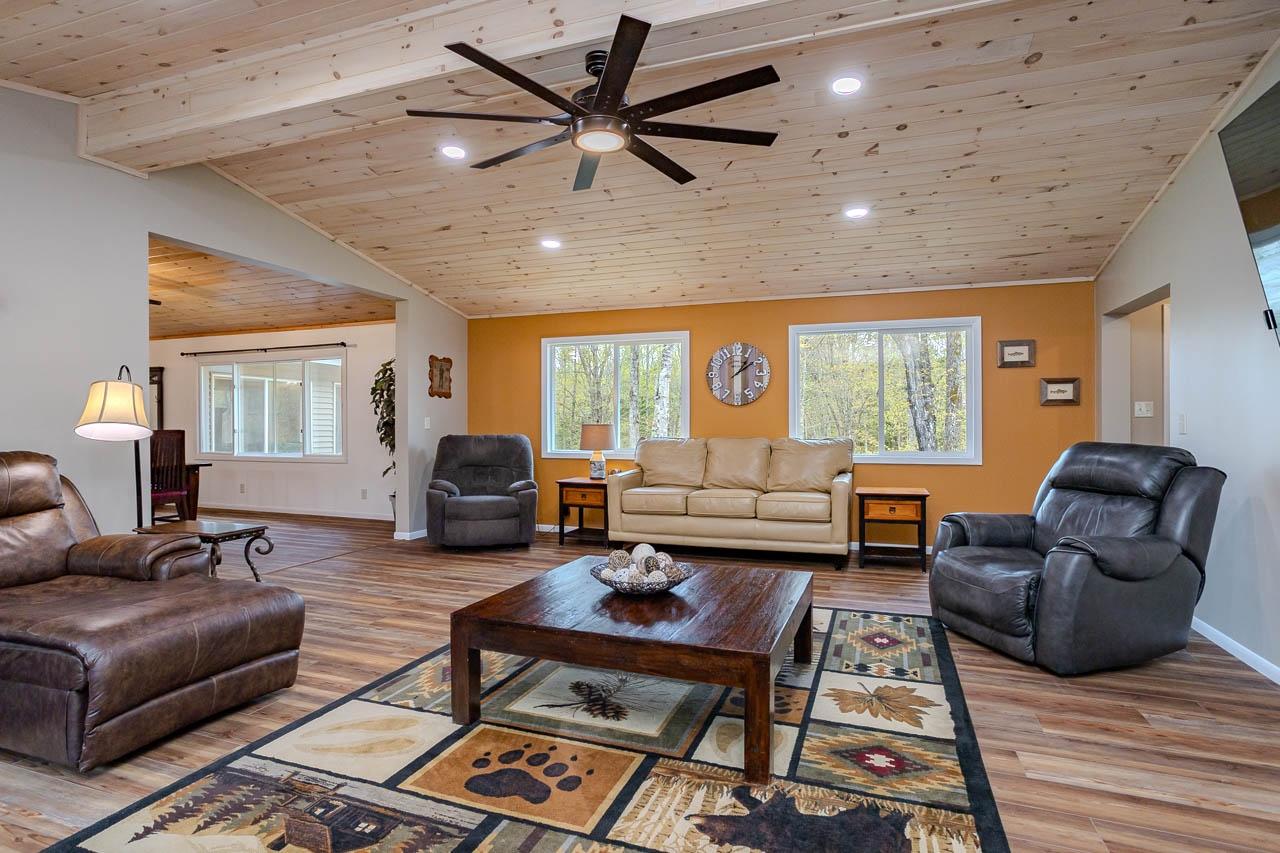 9014 North Star Road Presque Isle, WI 54557 - Photo 9 of 61 Gallery Image 9