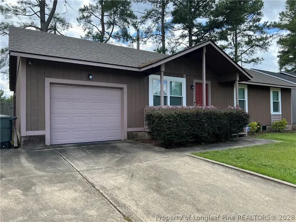 $1,550 | 420 Mangum Court, Fayetteville, NC 28314