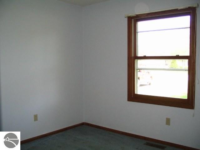 3522 Cecil Road Cadillac, MI 49601 - Photo 5 of 7 1678488-4.JPG