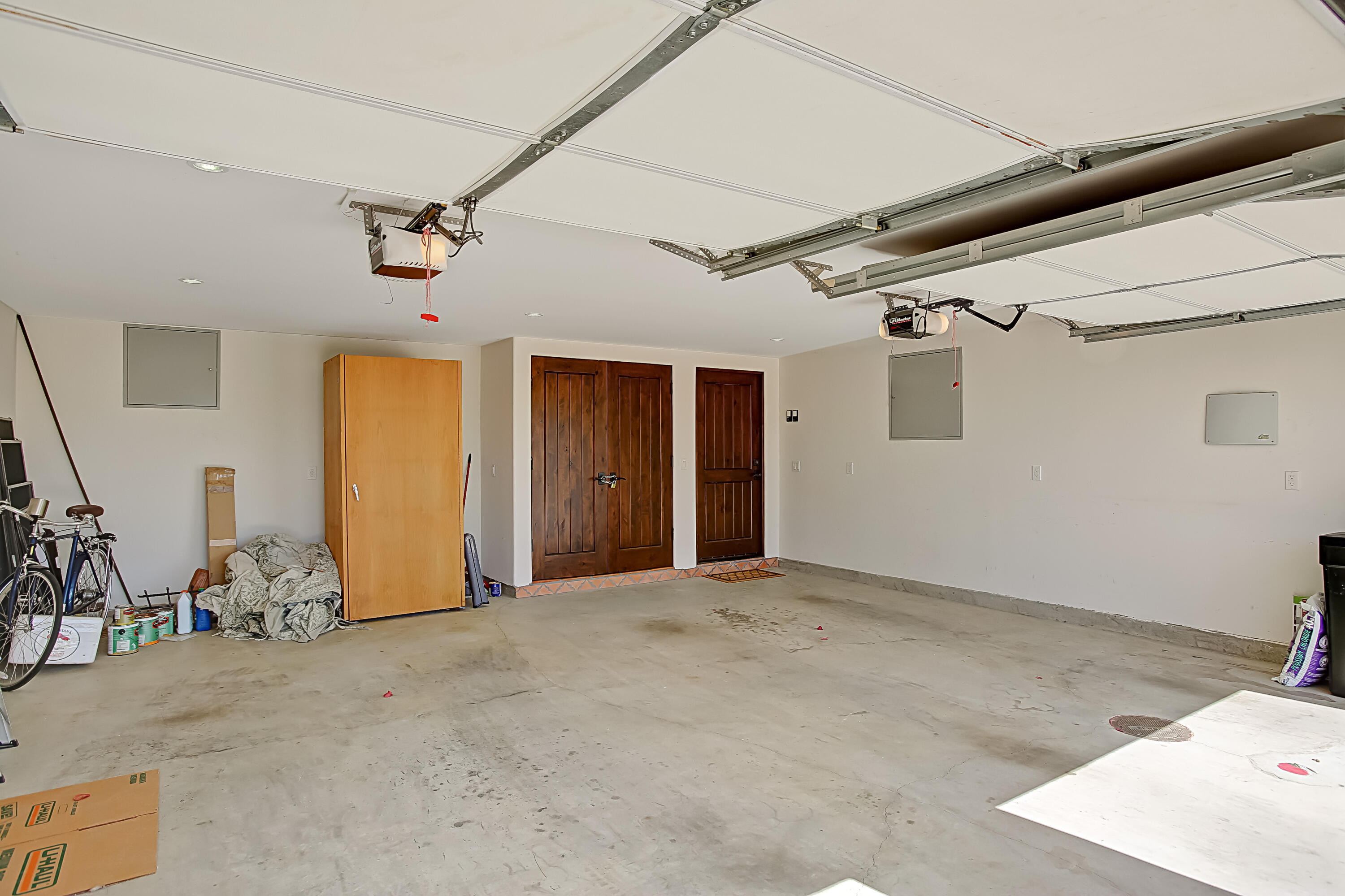 Undisclosed Address Santa Barbara, CA 93109 - Photo 38 of 38 a view of a livingroom with closet
