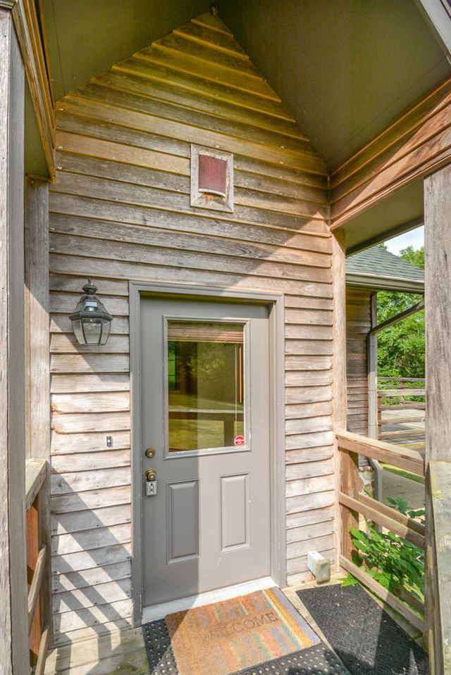 9790 West Gardner Road Bloomington, IN 47403 - Photo 3 of 36