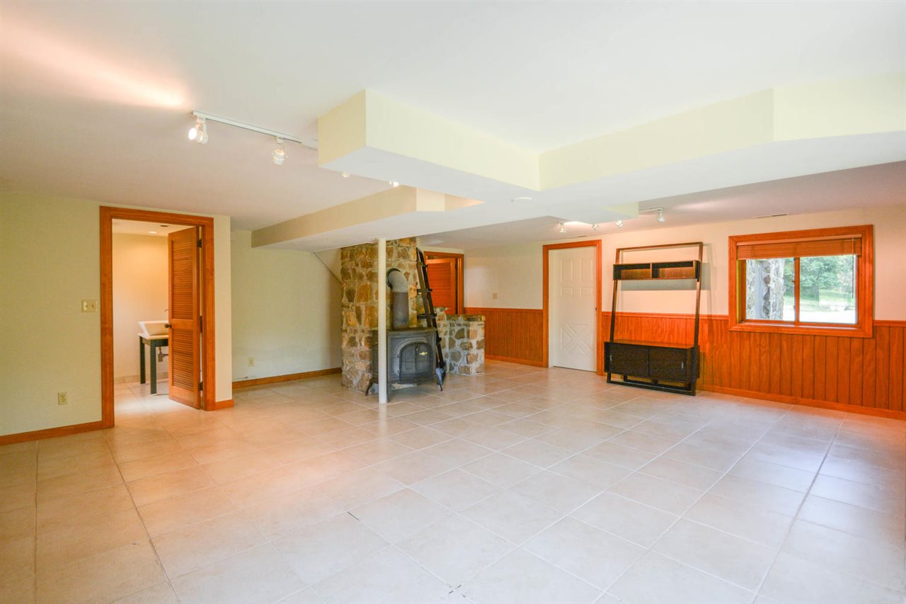 9790 West Gardner Road Bloomington, IN 47403 - Photo 25 of 36