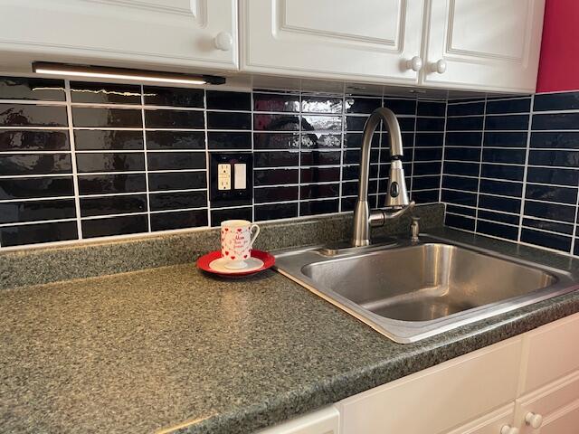 111 Southeast 1st Street, Unit 7 Boynton Beach, FL 33435 - Photo 4 of 24 Backsplash