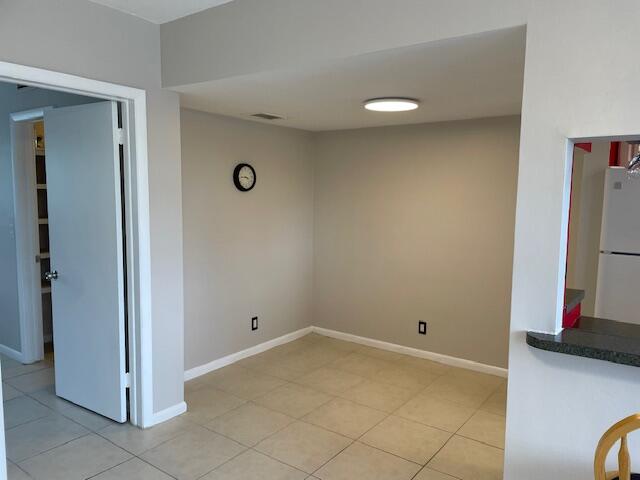 111 Southeast 1st Street, Unit 7 Boynton Beach, FL 33435 - Photo 9 of 24 Dining room