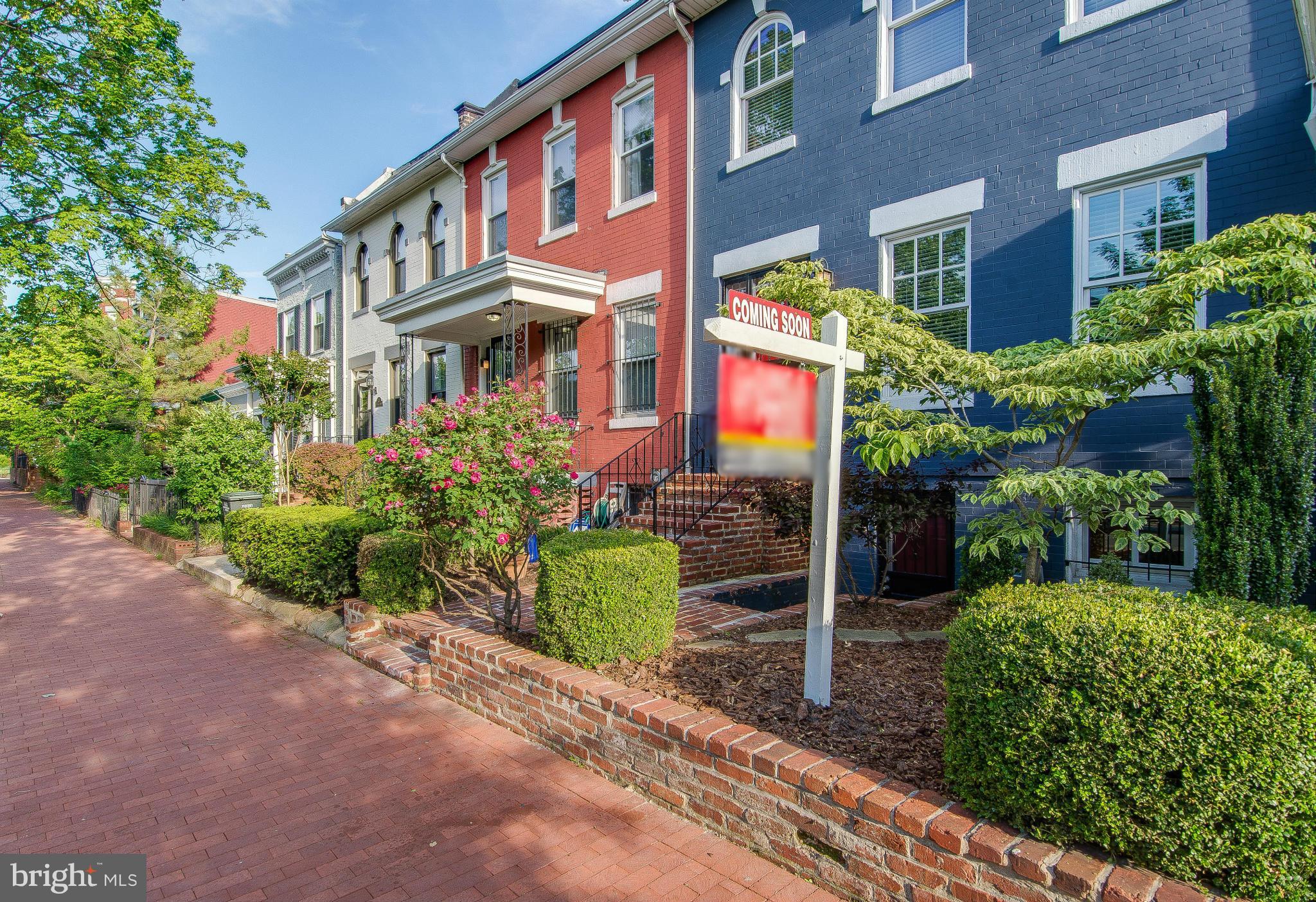 703 E Street Northeast Washington, DC 20002 - Photo 4 of 30 Less than a mile to historic Eastern Market.