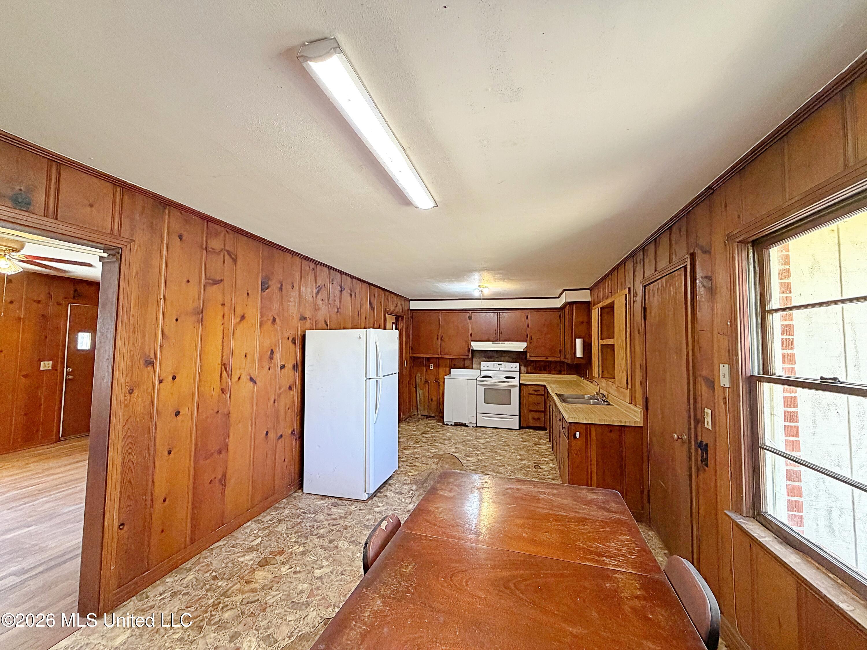 2897 Tuck Wilkes Road Noxapater, MS 39346 - Photo 8 of 28 Kitchen