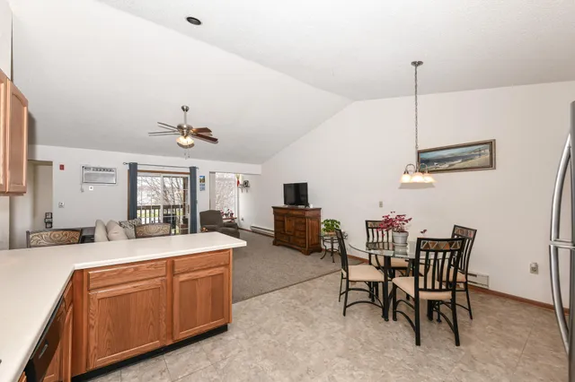 $1,450 | 505 Lawson School Road, Unit 4, Delavan, WI 53115