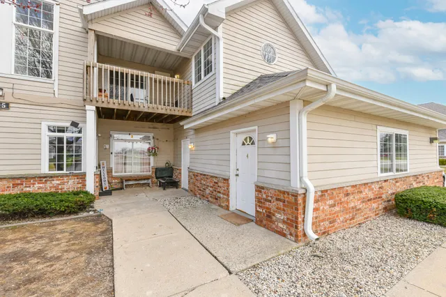 $1,450 | 505 Lawson School Road, Unit 4, Delavan, WI 53115