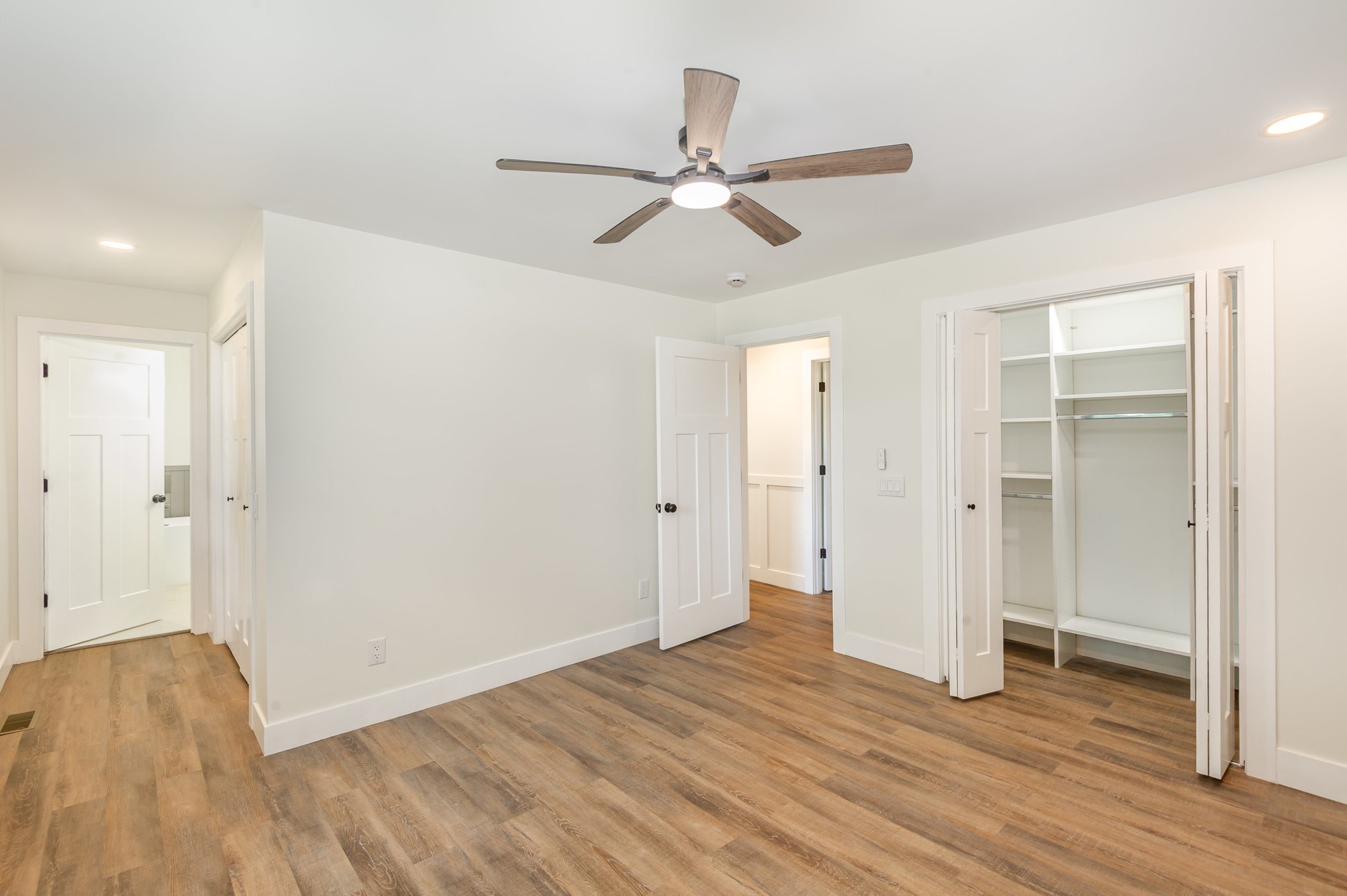 231 South Palmers Chapel Road White House, TN 37188 - Photo 17 of 40 a view of empty room with wooden floor