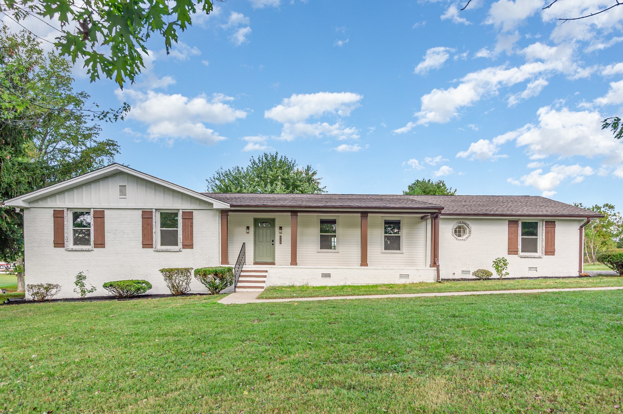 231 South Palmers Chapel Road White House, TN 37188 - Photo 4 of 40 a front view of house with yard and green space
