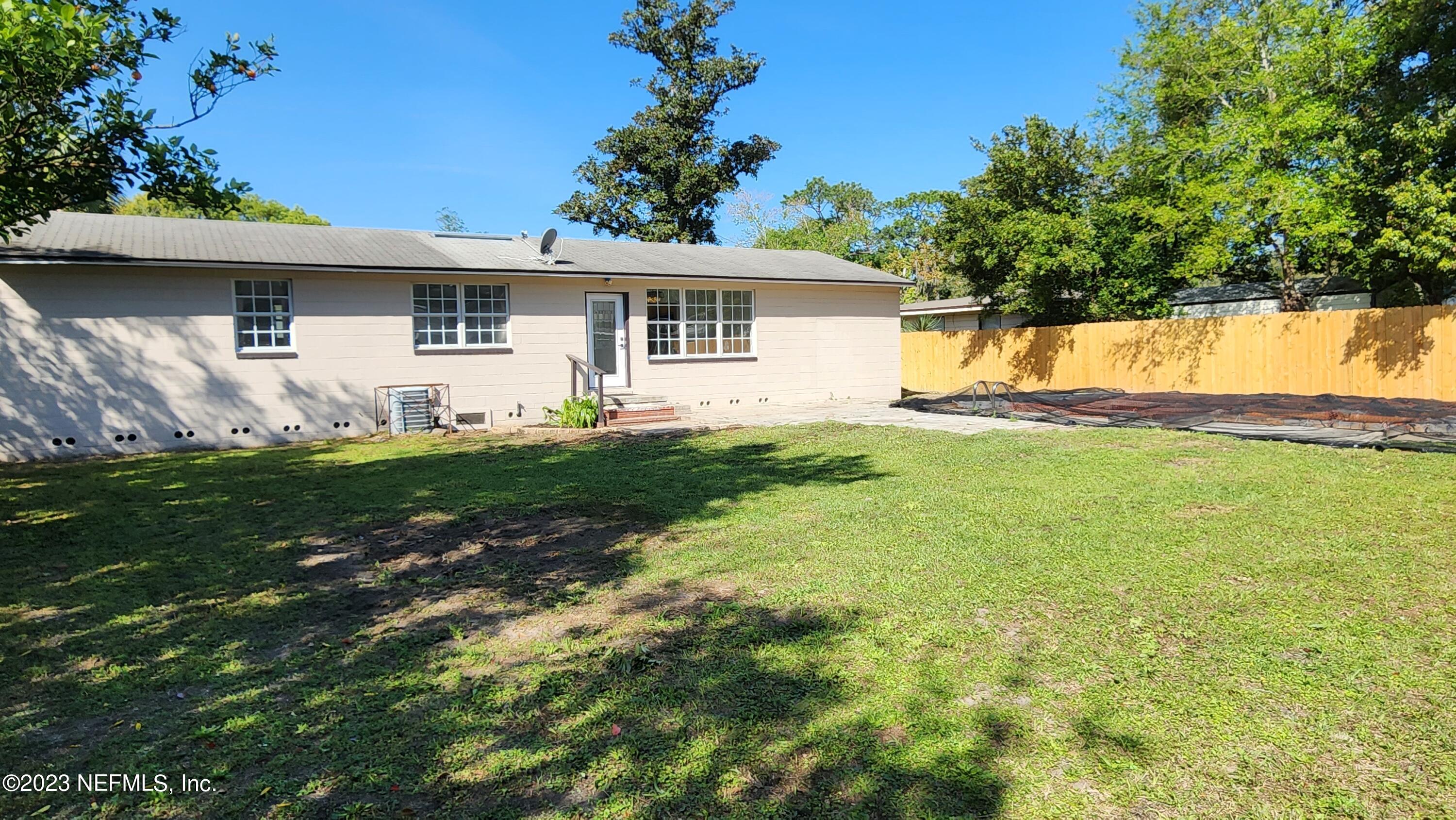 845 Ibis Road Jacksonville, FL 32216 - Photo 33 of 40 Back of House